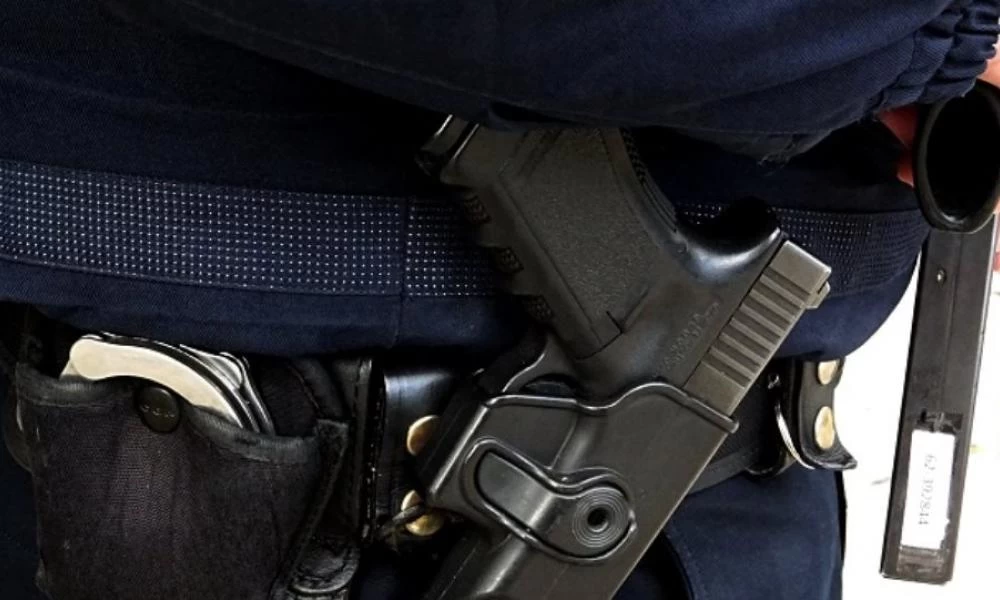 Εκπυρσοκρότησε όπλο αστυνομικού στη Χαριλάου Τρικούπη
